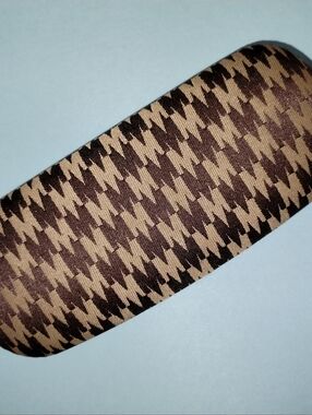 Max Mara Houndstooth Pattern Sunglasses Case in Brown and Tan
